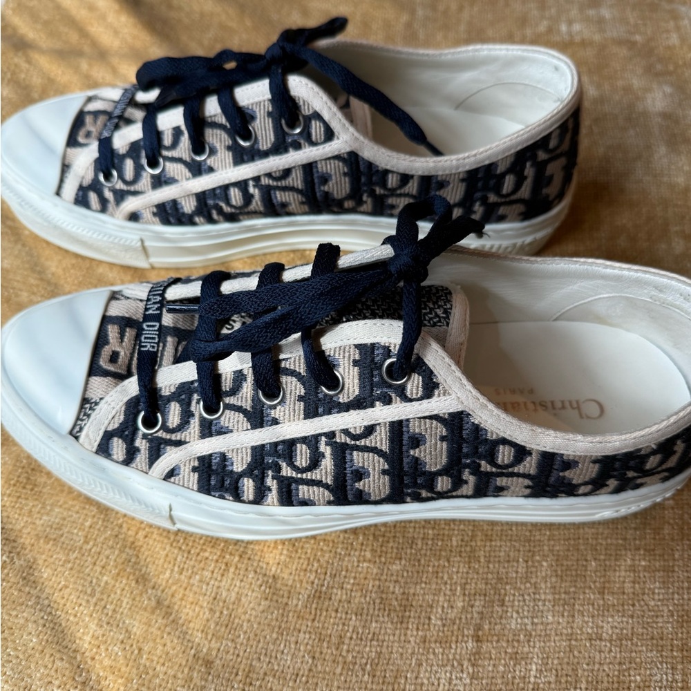Original Christian Dior Walk'N'Dior Low Top Sneakers - Picture 2 of 11